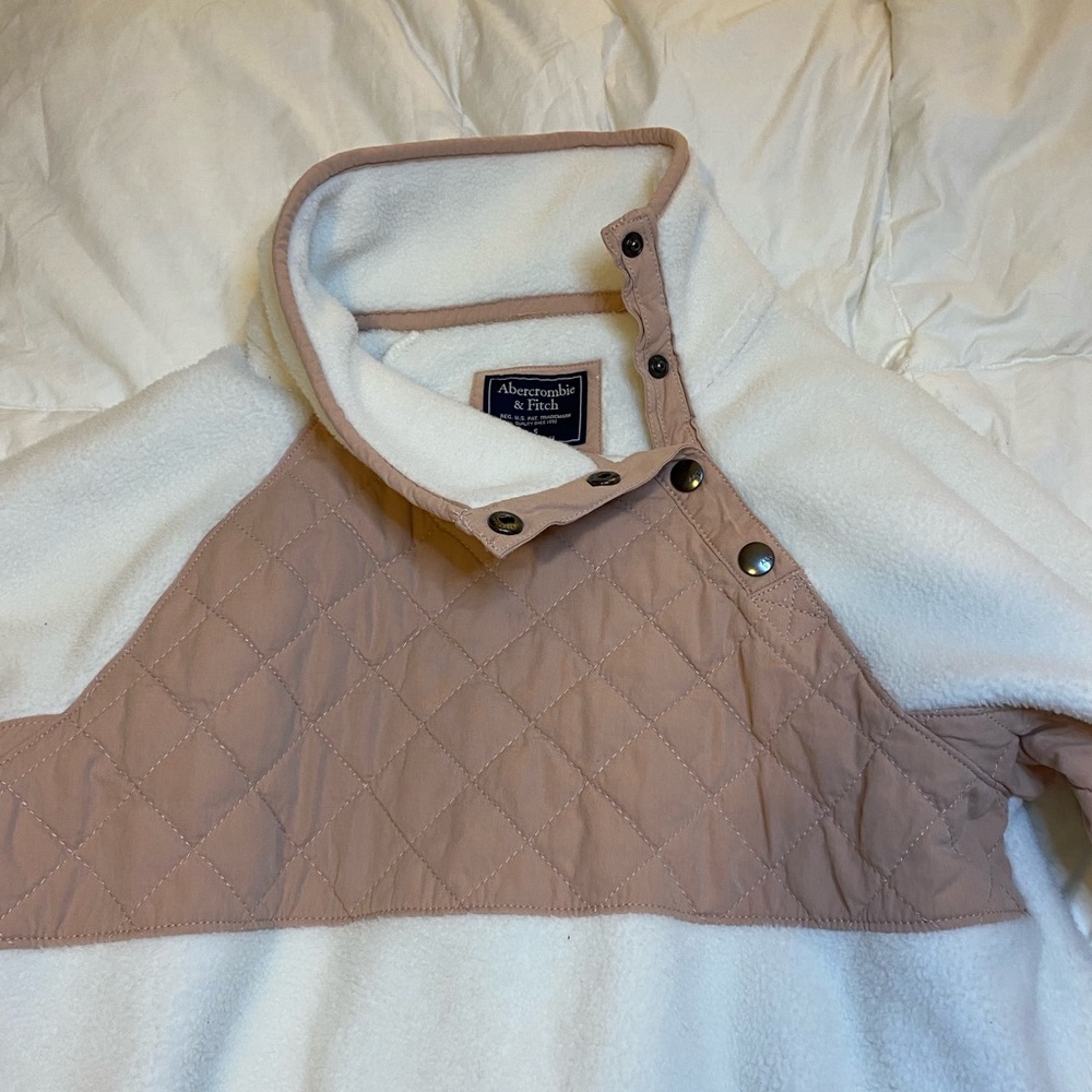 Abercrombie & Fitch Asymmetrical Snap Up Fleece
